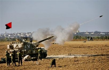 Israel presses forward with Gaza offensive