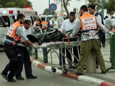 Suicide bomber kills five at Israeli mall