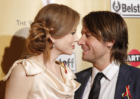 Nicole Kidman and her husband arrive at Weinstein Company Golden Globes