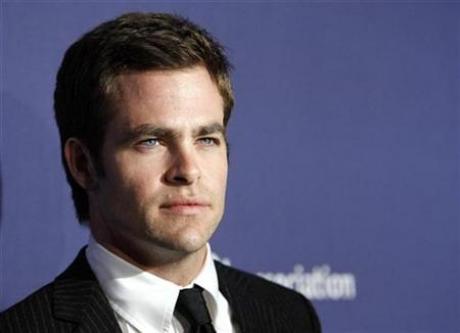 Chris Pine is 'Unstoppable' in post-'Star Trek' film