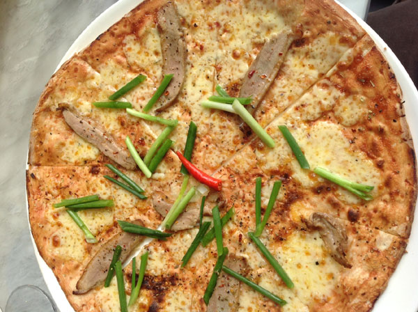 Wise Quacks? Peking duck on a pizza