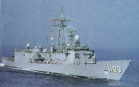 臺灣戰(zhàn)艦出師不利 在帕勞群島觸礁拋錨