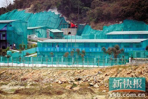 金地旗下項目披掛綠網 疑是違章建筑躲避衛星巡視