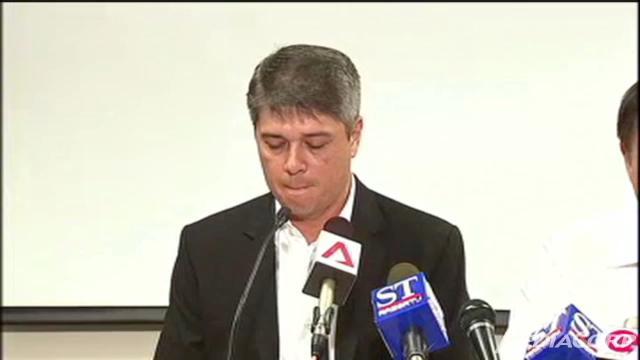 新加坡國會(huì)議長因婚外情“裸退” 疑似女主角以顧家為由辭職
