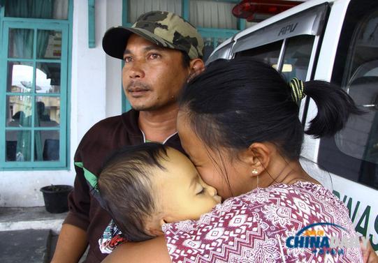 印尼地震死亡人數(shù)升至11人 仍有14名兒童被困