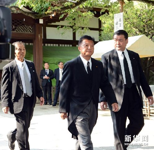 安倍對未能參拜靖國神社感到非常遺憾