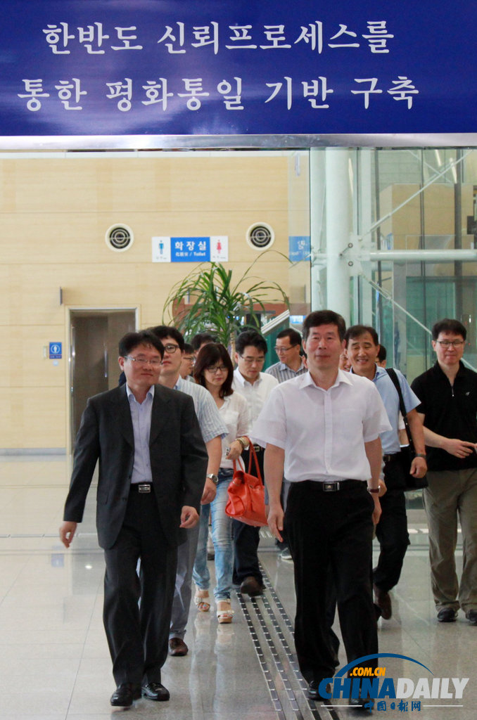 韓國派遣設備檢驗小組重返開城工業園區 為重開做準備（組圖）
