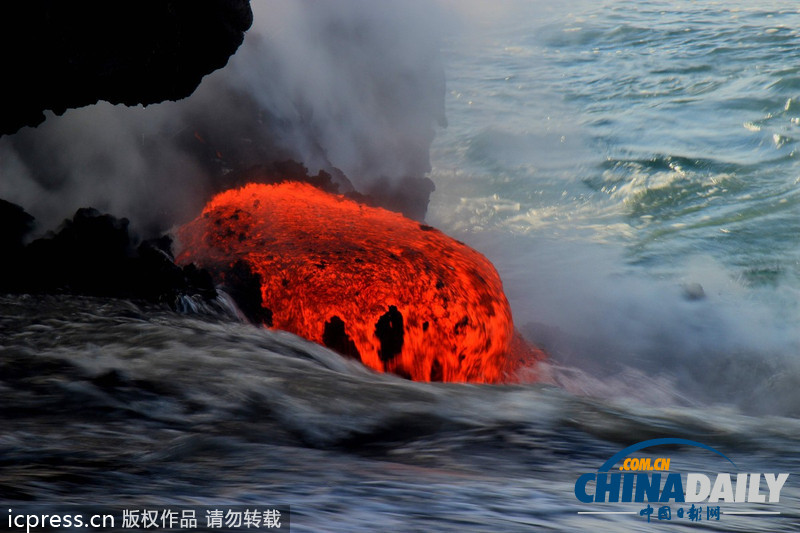 高難度攝影：夏威夷熔巖入海美景攝人心魄（組圖）