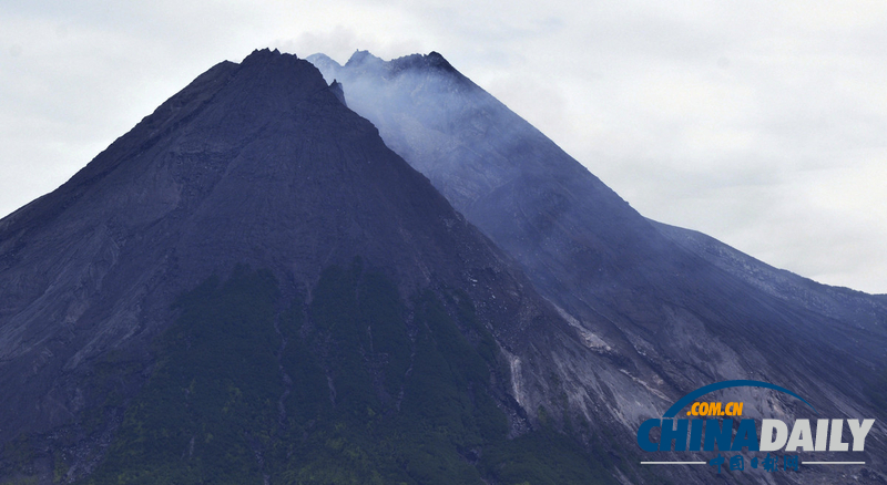 印尼兩火山持續(xù)噴發(fā) 航空受影響