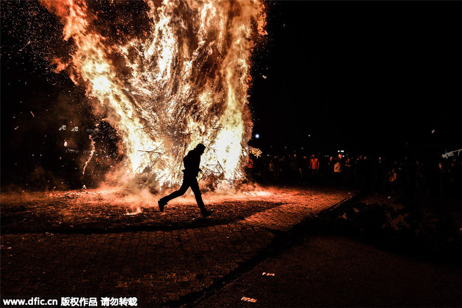 世界各地的古怪圣誕傳統（組圖）
