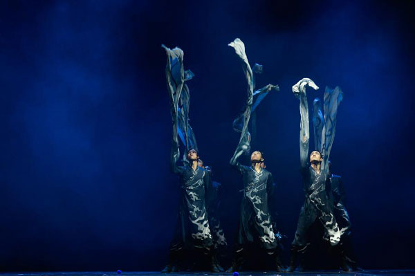 Hangzhou dancers perform in Cairo