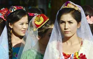 Traditional Hanfu wedding ceremony