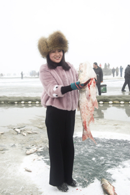 Celebrating traditional winter fishing on Chagan Lake