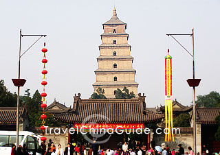 Xi'an attractions: Big Wild Goose Pagoda