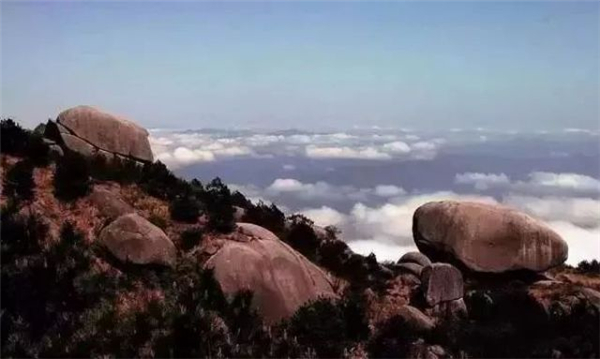 Nature gallery on Jinnao Mountain, E China