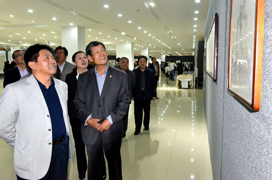 Painting and calligraphy exhibition opens in IMNU