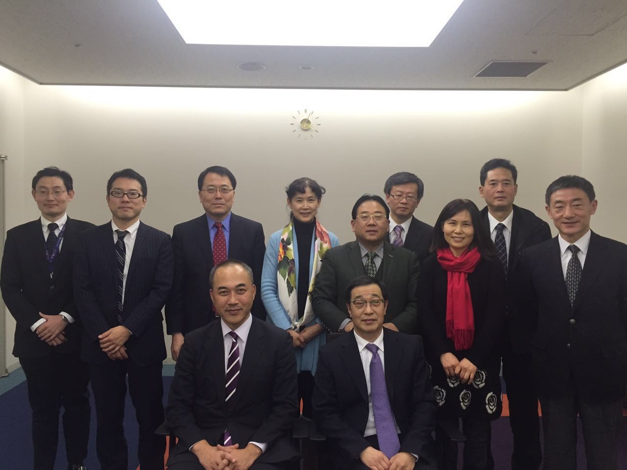 Yin Chengji visits South Korea and Japan