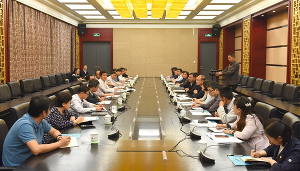 Officials from SXU and Changzhi University hold talks