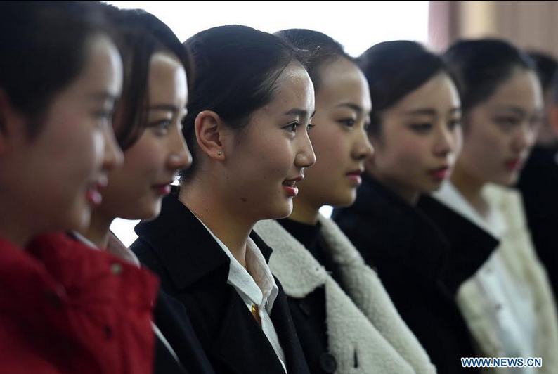 Lucky Air recruits stewardess in Kunming