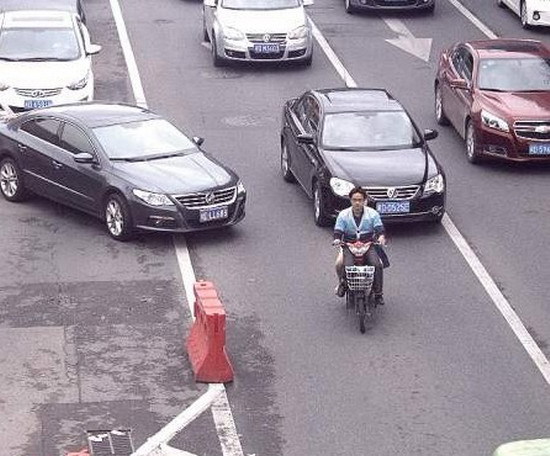 10 bad behaviors of Chinese drivers