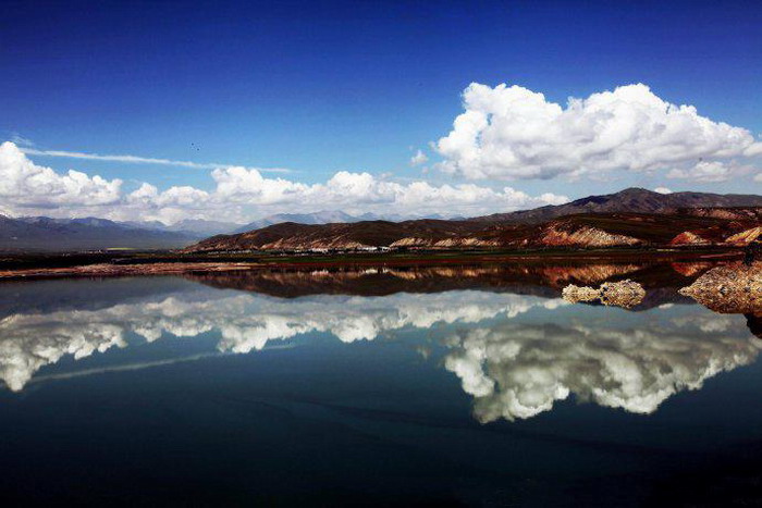 Zhangye, a city base from which to explore Danxia landform