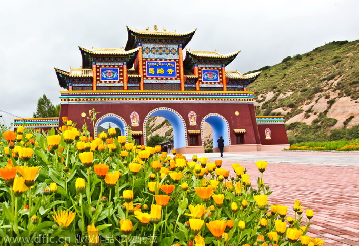 Zhangye, a city base from which to explore Danxia landform