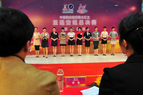 'Air Hostess for Guangzhou Asian Games' Finals begin in Wuhan