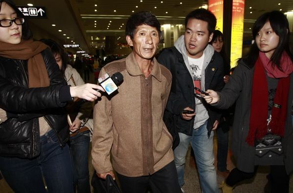 7 sailors released by pirates arrive in Shanghai