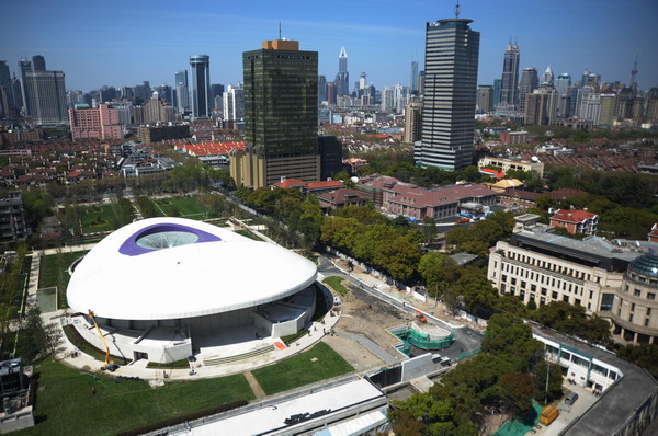 China builds world's largest underground theater