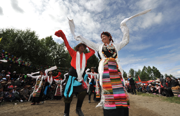 Dharma Festival opens in Tibet