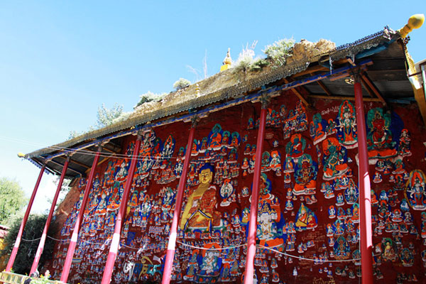 Thousand Buddha Cliffside Sculpture