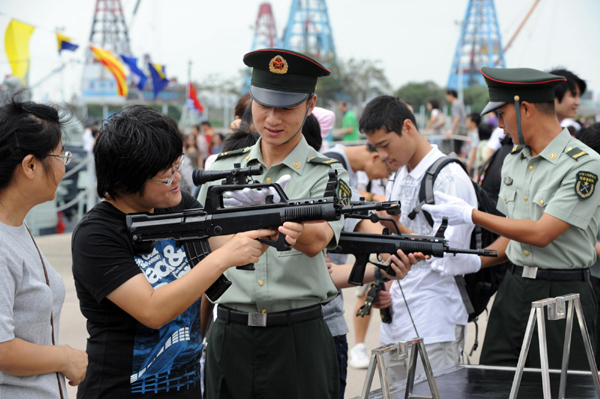 Barrack of PLA HK Garrison opens to public