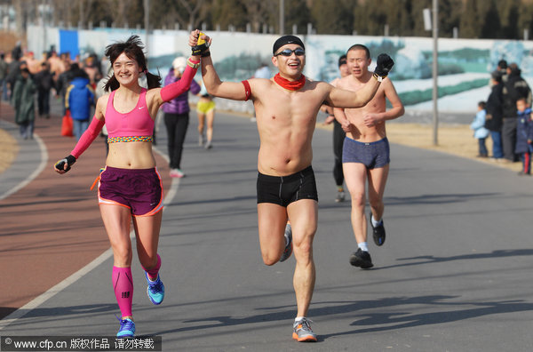 Underwear runners fight chilly winter