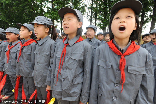 Young revolutionaries celebrate the past