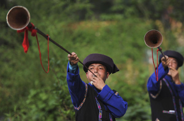 Buyi ethnic group - people of the rice paddies