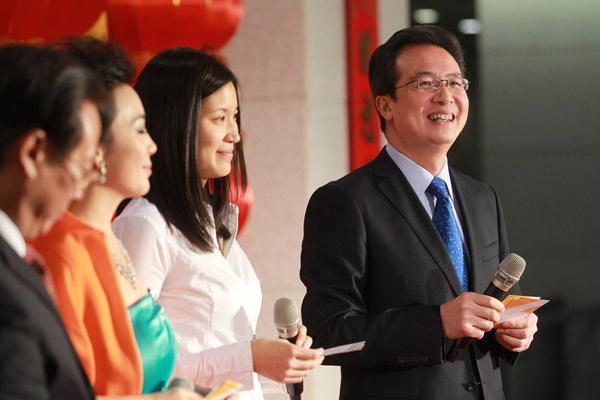 Spring Festival reception held for foreign reporters