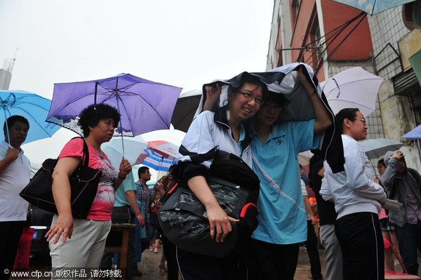 Heavy rain hits China