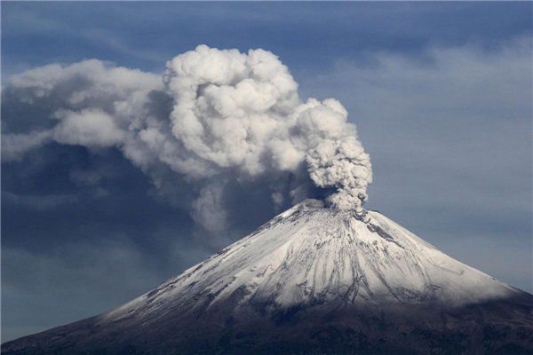 Mexico raises alert for Popocatepetl volcano