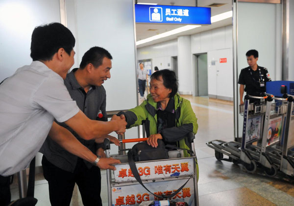 Chinese cruise liner comes back home