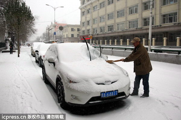 Blizzard batters traffic in NE China