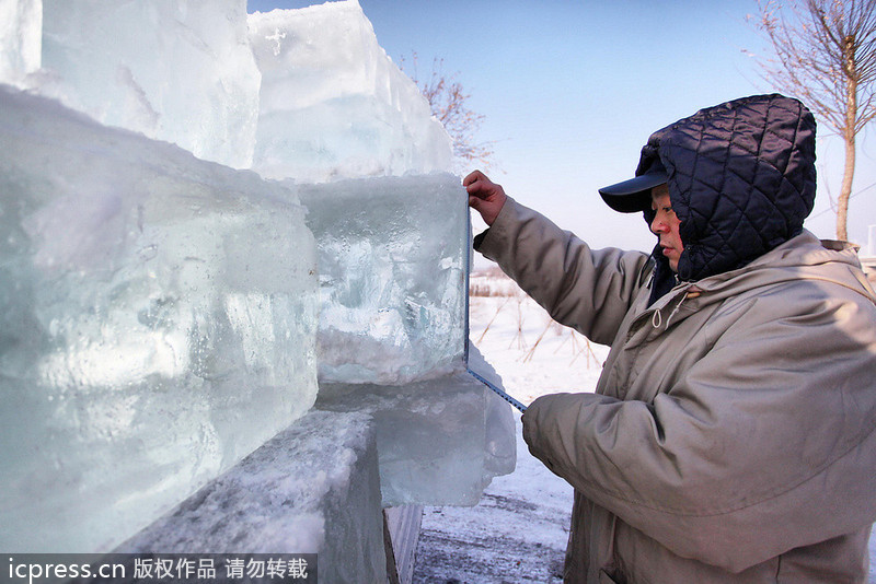 Ice breakers on Songhuajiang River