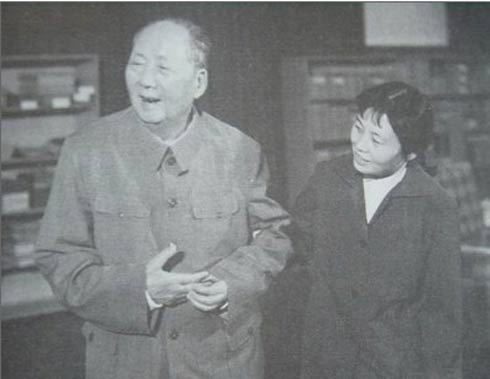 Precious photos of Mao Zedong