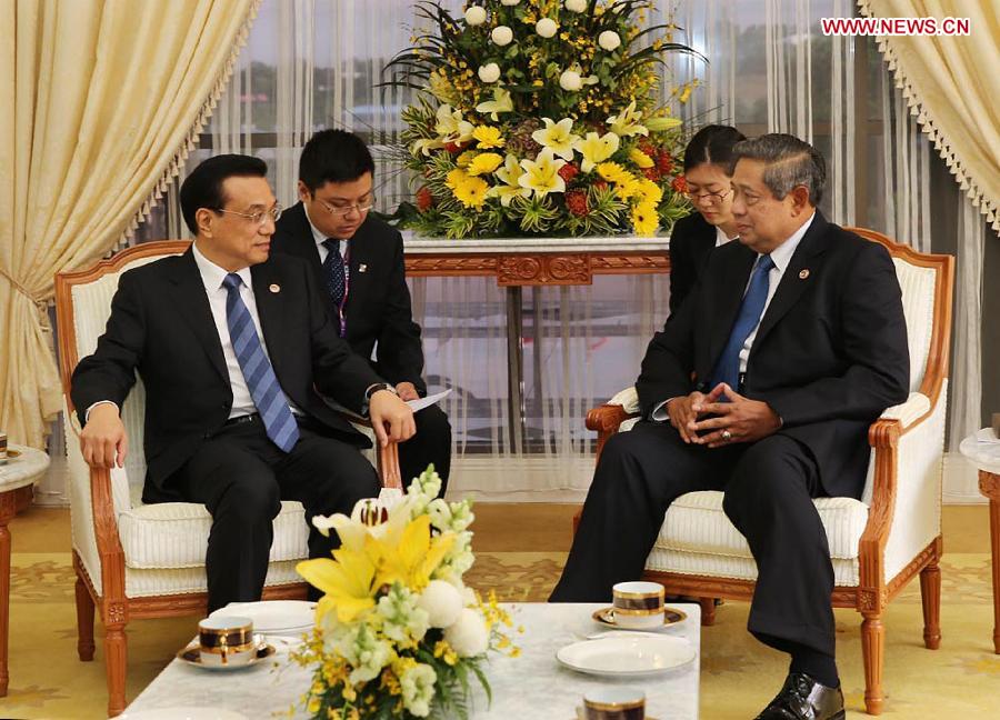 Highlights: Premier Li Keqiang at East Asia leaders' meetings