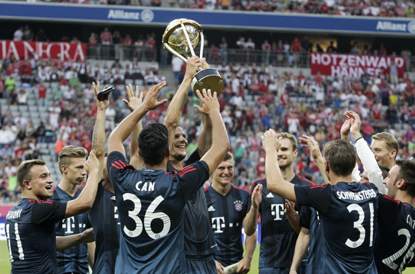 Bayern celebrates win against Guardiola's old team