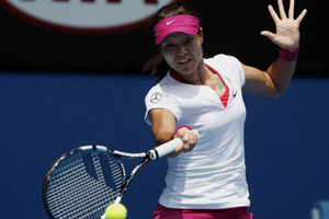 Li Na clinches first Australian Open title