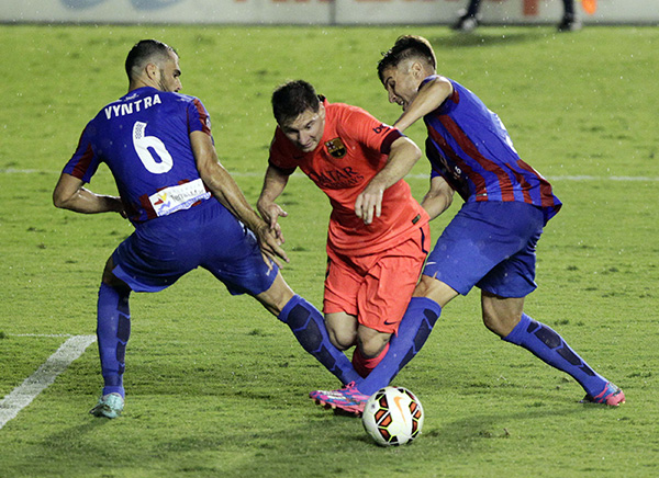 Messi and Barca put on five-star show in Levante mauling