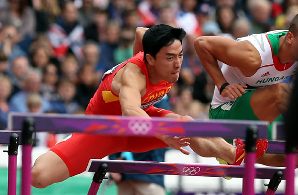 Star hurdler Liu Xiang announces retirement