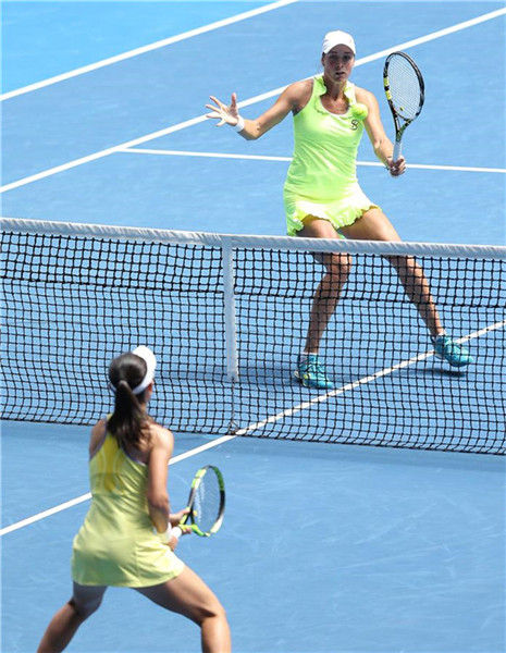 Xu Yifan/Zheng Saisai win 3rd round match of women's doubles at Australian Open