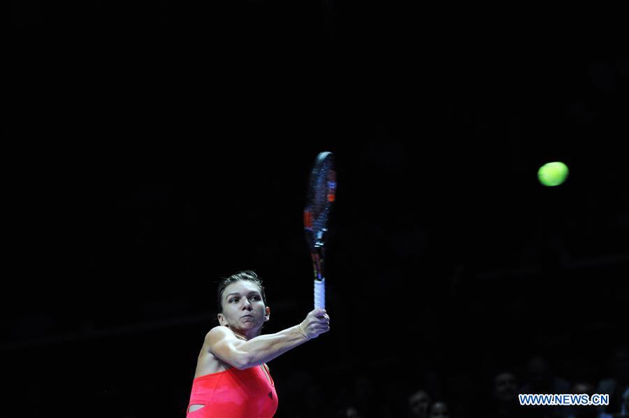 WTA Finals: Kerber crushes Halep, Keys defeats Cibulkova