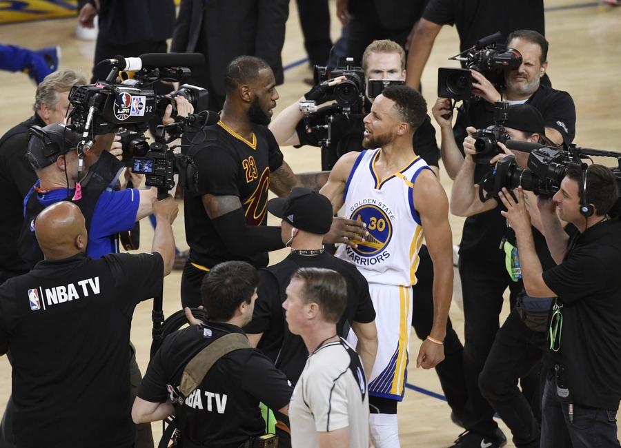 Warriors beat Cavaliers to clinch NBA title